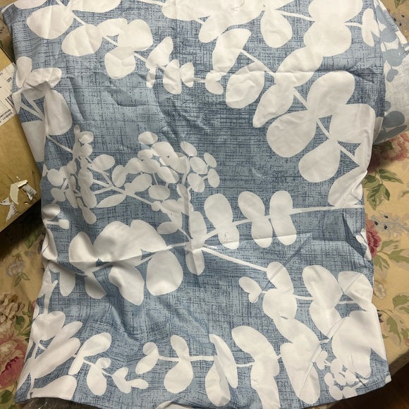 Twin comforter aria floral print reversible - Picture 4 of 13
